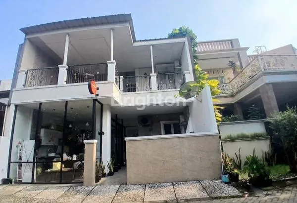 CIBUBUR MANSION