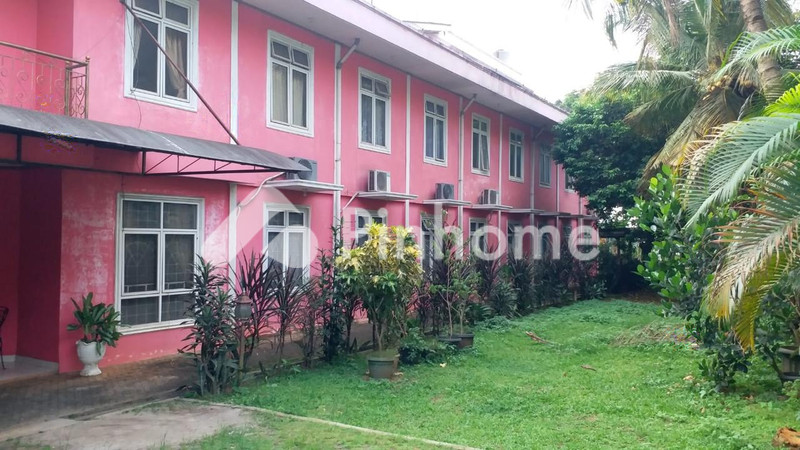Dijual Kost Eksklusif 39 Kamar Samping Kampus UI di Jln. KH. Usman Kukusan Beji Depok