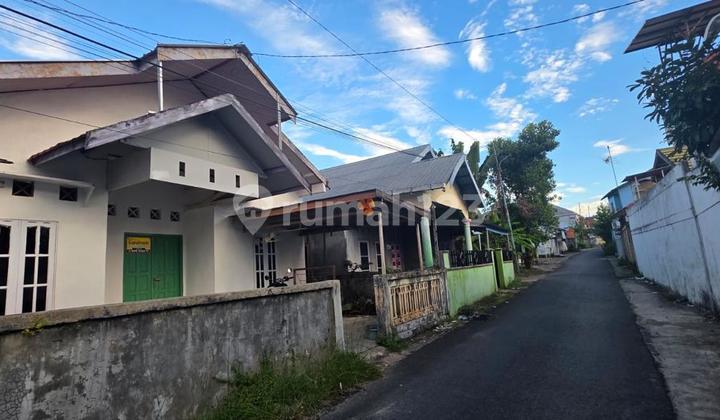 Dijual Rumah Kost 7 Kamar Baru Renovasi di Banjarbaru