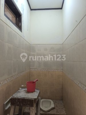 Jual Kost Kosan Aktif Dekat Kampus Polban Sarijadi Ciwaruga Sayap Gegerkalong Bandung — foto 4