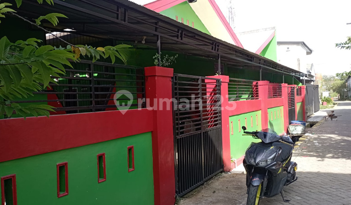 Rumah Kos Rasa Hotel, 4 km dari Kampus Unhas (Tamalanrea)