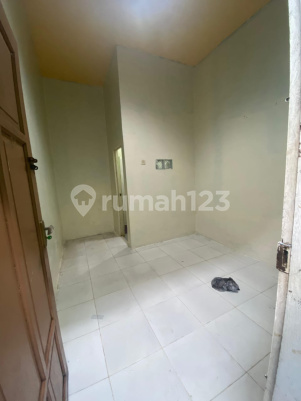 Rumah Kos Rasa Hotel, 4 km dari Kampus Unhas (Tamalanrea) — foto 5