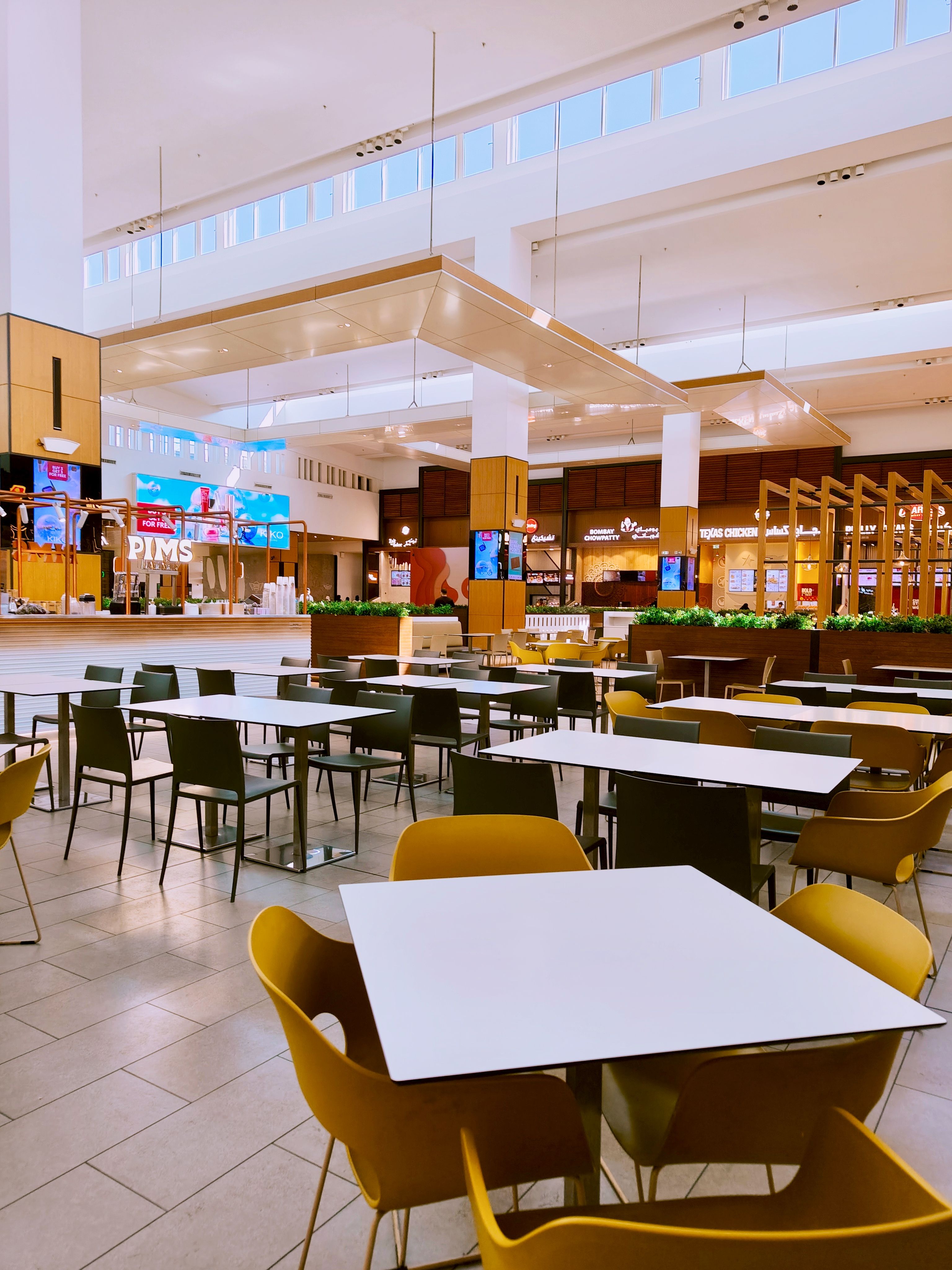 Foto Food Court Gebang Kantin ITS — foto 2